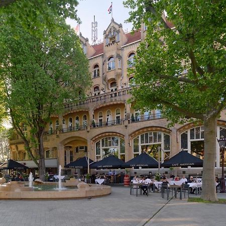 Clayton Hotel Amsterdam American Esterno foto