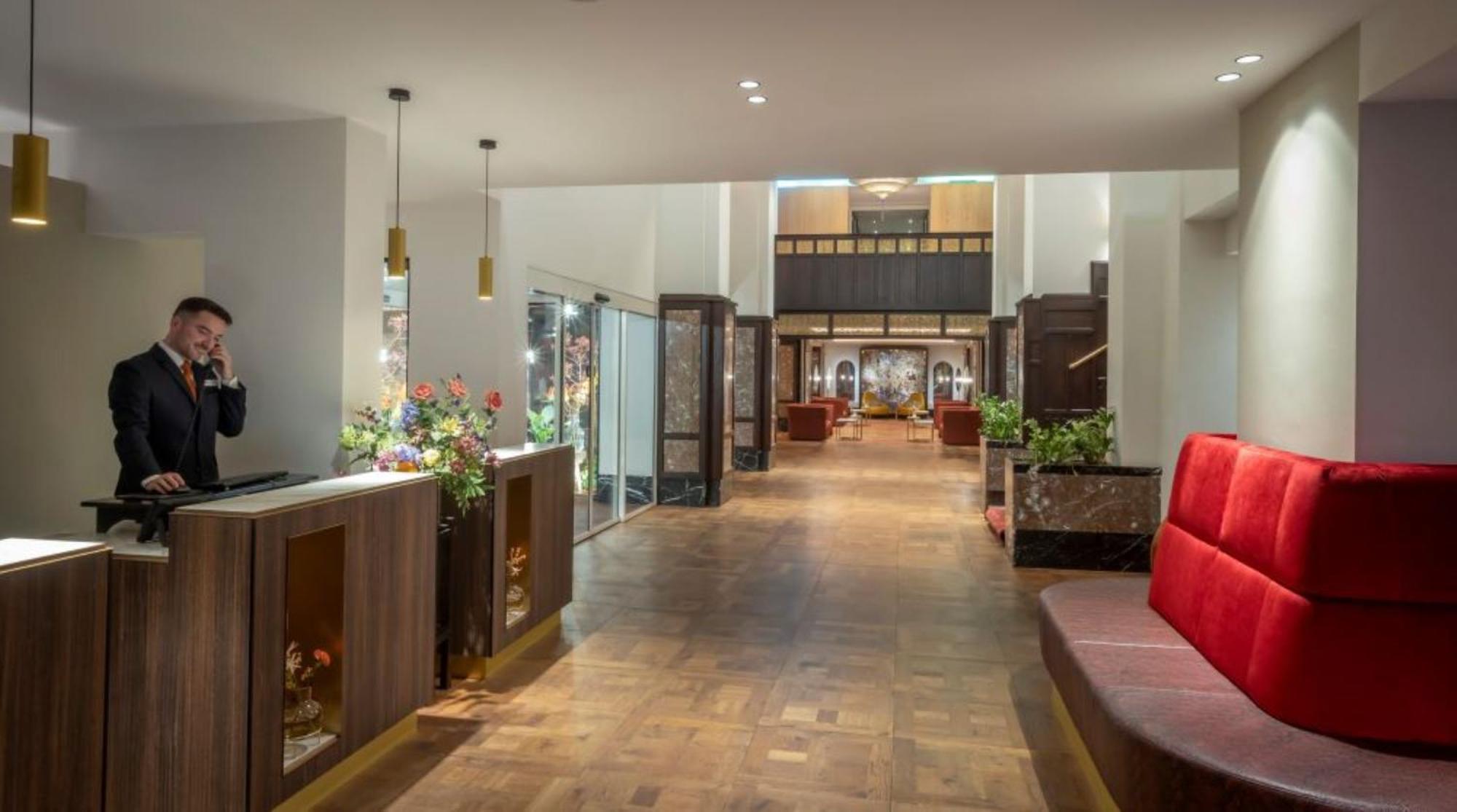 Clayton Hotel Amsterdam American Esterno foto